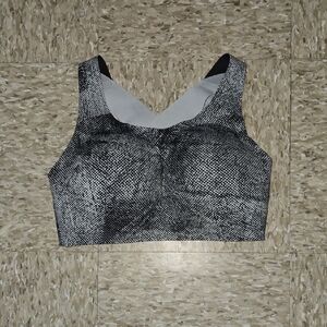 Lululemon Athletica Black and White Sports Bra